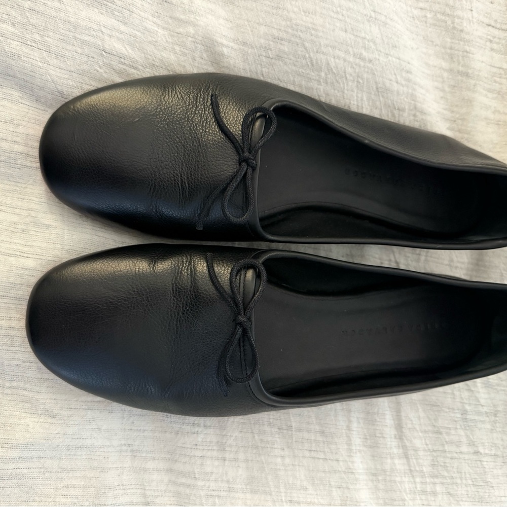 Freda Salvador Roma Round Toe ballet flats